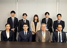 弁護士9名。筑後地域最大規模